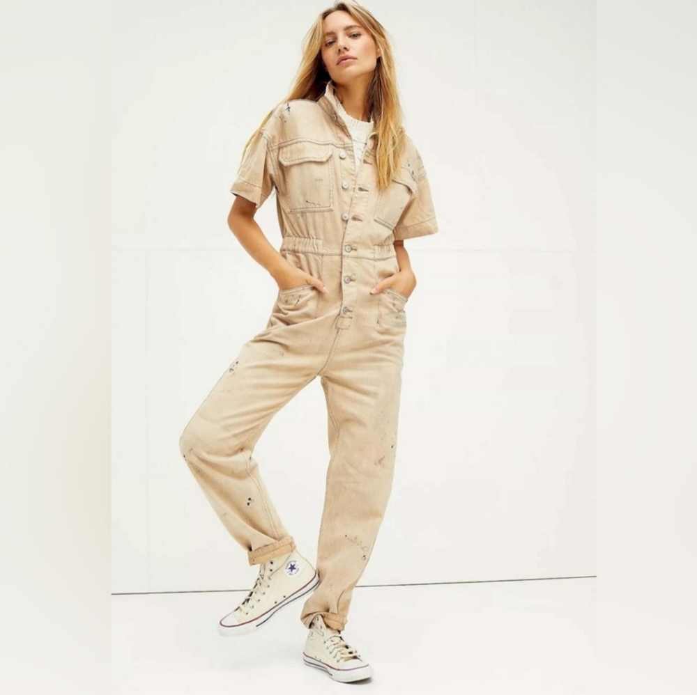 Free People Jumpsuit Marci denim Coveralls in Tan Paint Splatter Print Sz Medium